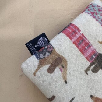 Accessorio coordinato collezione Cani Bassotti Trama e Ordito Tessuti
