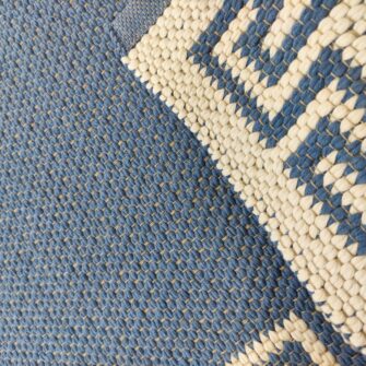 Tappeto Greca Azzurro Cielo Avorio