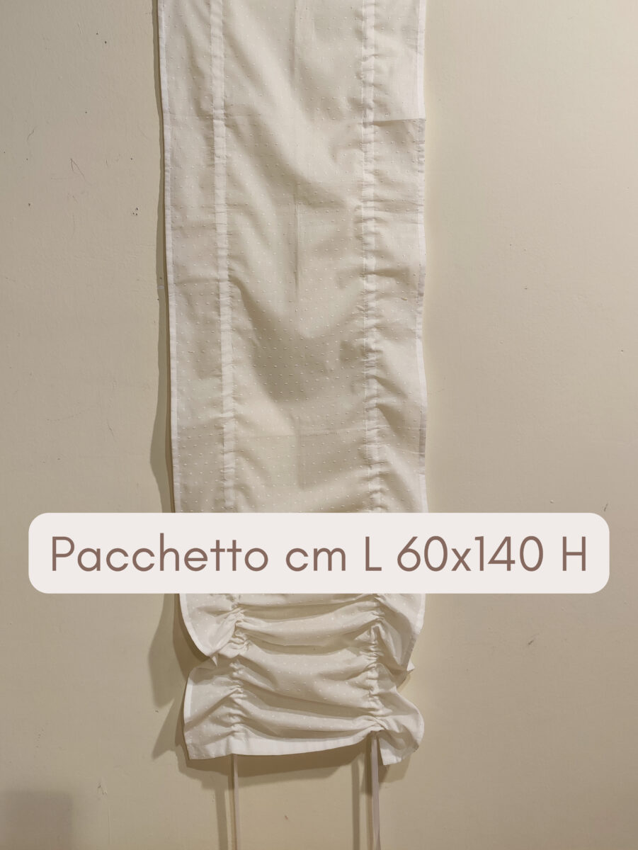Tenda a pacchetto a vetro in tessuto plumetis (3) Tenda a pacchetto a vetro in tessuto plumetis misure