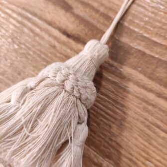 fiocco per chiavi bianco