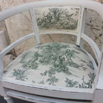 Rivestimento poltroncina Liberty su misura