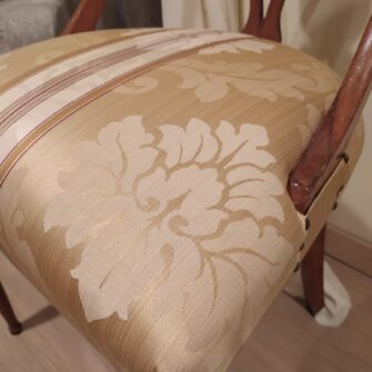 Rivestimento sedia classica in legno