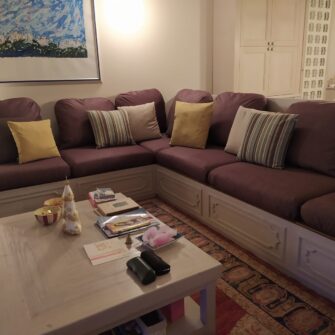 Rivestimento su Misura per Divano ad Angolo – Versione Invernale