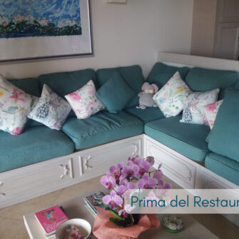 DIVANO AD ANGOLO PRIMA DEL RESTAURO