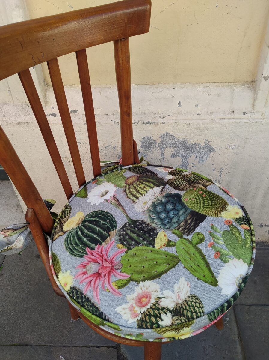 APOSTOLI ANNA - CUSCINI PER SEDIE CACTUS (3) Cuscino su Misura per Sedia Thonet