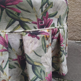 particolare del rivestimento sfoderabile per poltrona nonnina