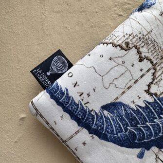 Dettaglio Pochette Conchiglie e Cavallucci