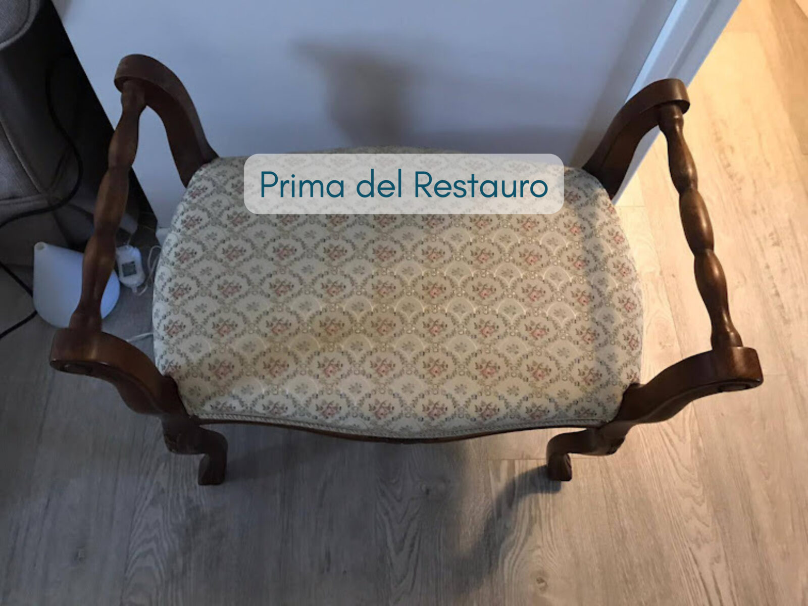 panchetta pouf stile 900 (1) panchetta prima del restauro