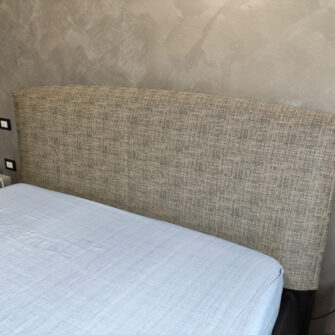 rivestimento testata letto