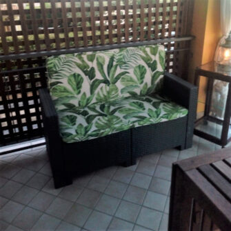 divanetto rattan Prima del Restauro