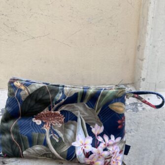 Beauty Case velluto colibrì rifinito con cerniera decorativa