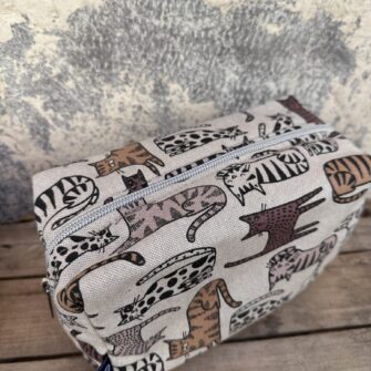 Trousse Gatti Tigrati coordinabile con borsa, pochette e beauty case