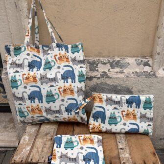 Set tote bag pochette beauty case Gatti Azzurri in cotone