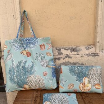 Set coordinato con tote bag, pochette e beauty case Corallo Caribe