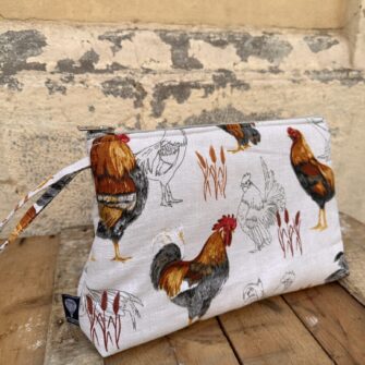 Beauty case in tessuto Galli e Galline in cotone stampato