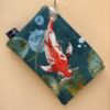Pochette Carpa Koi in cotone con cerniera decorativa