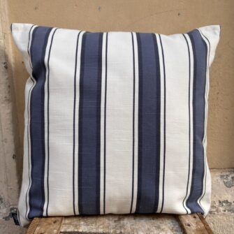 Federa Copricuscino Riga Blu e Bianca