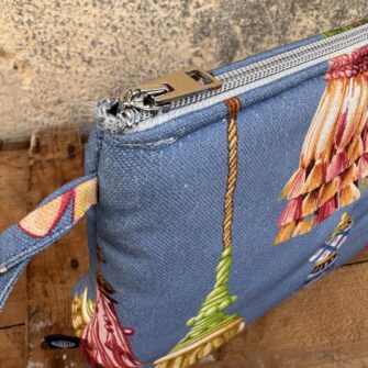 Beauty case Nappe Versailles con cerniera decorativa e taschina interna