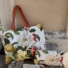 Set coordinato con borsa impermeabile, pochette e beauty case Fiori e Frutta