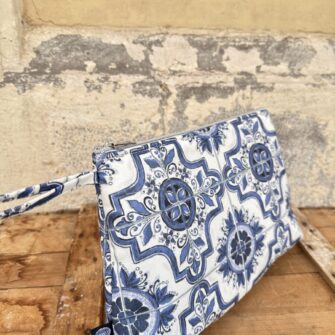 Beauty case Maioliche Azulejos coordinabile con tote bag e pochette