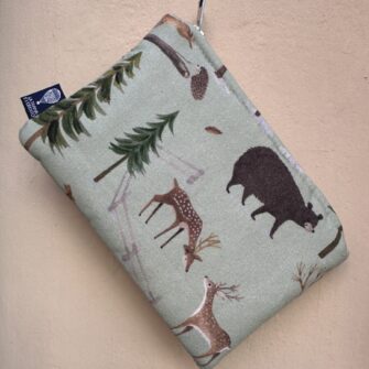 pochette in tessuto bosco verde