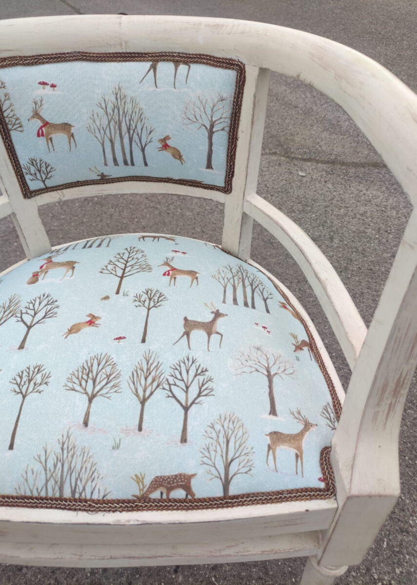 sedia bosco narnia azzurro (1)