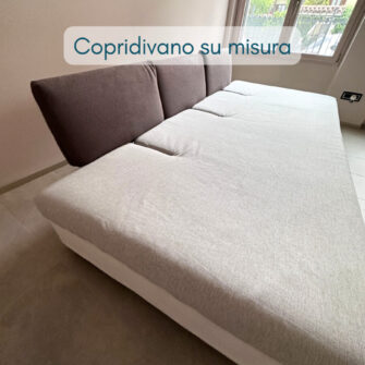 copridivano per divano con schienali scorrevoli