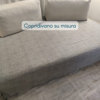 cappuccio su misura per divano