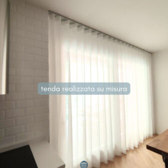tenda-a-onda-realizzata-su-misura-finestra-scorrevole