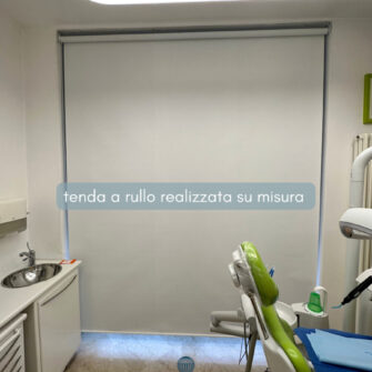 tende-a-rullo-per-studio-medico-su-misura
