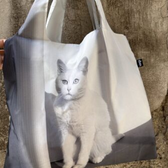 Shopper pieghevole con gatto bianco Eileen Agar